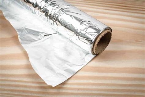 does aluminum foil soften clothes